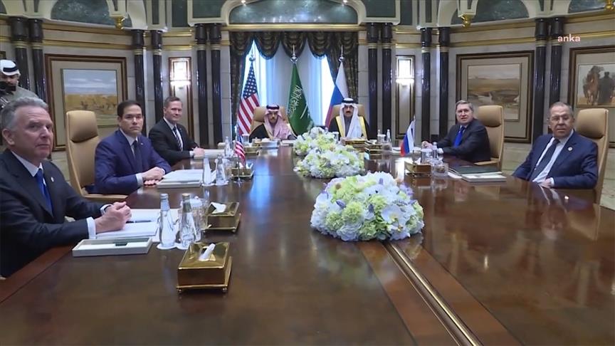 abd ve rusya riyadda masaya oturdu 0 5XcvwF1b