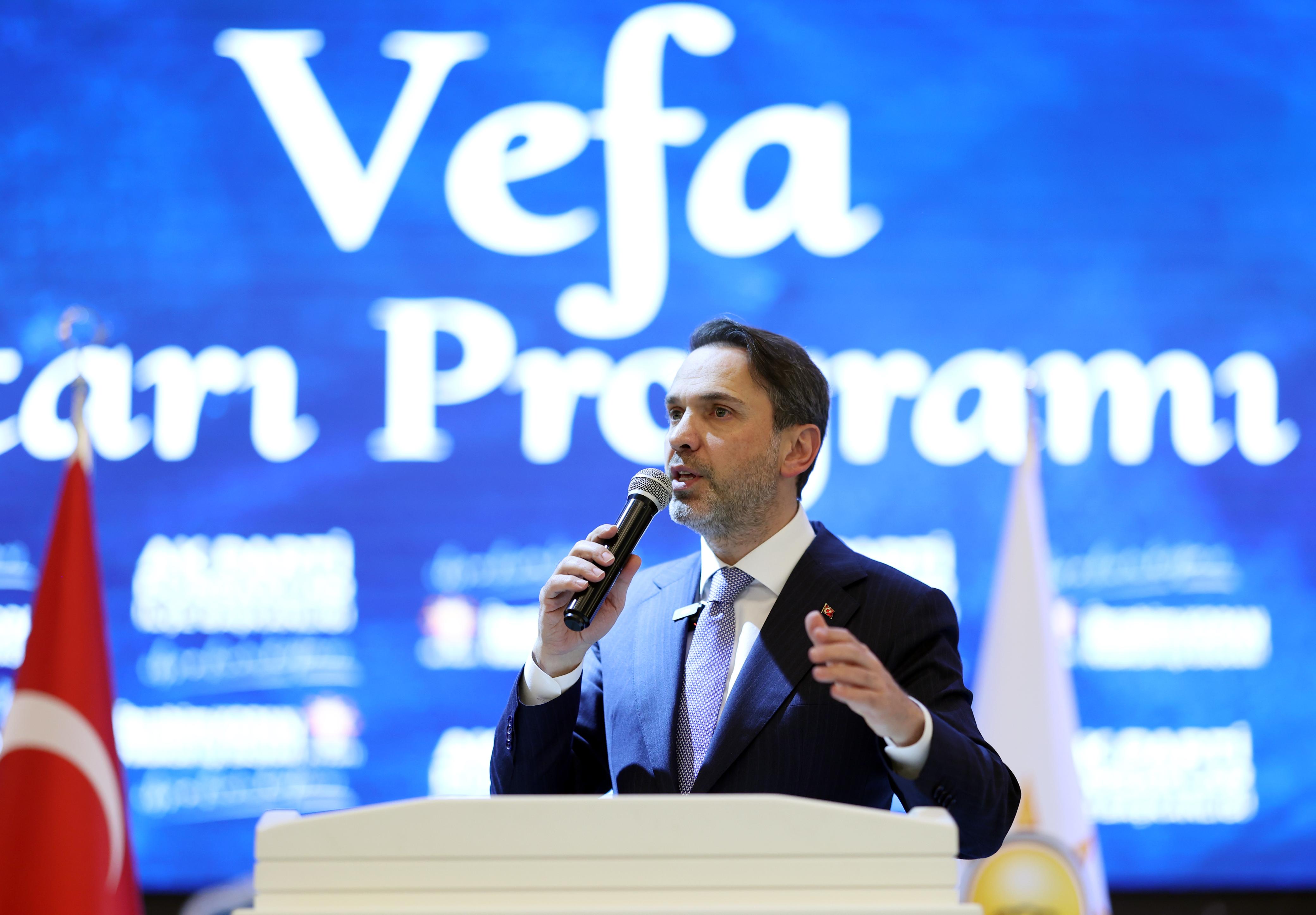 bakan bayraktar turkiyenin petrol ve dogal gaz aramaciliginda yeni donemin basladigini bildirdi 1 RcM6cIaN