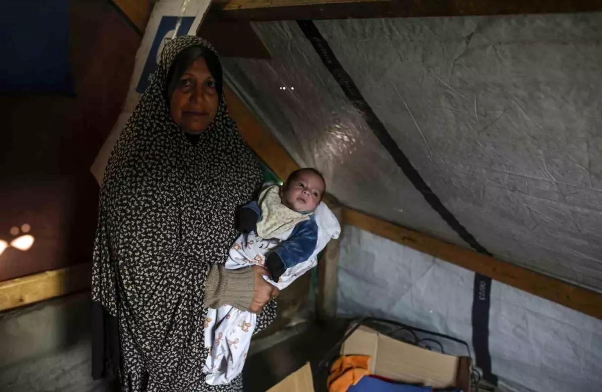 bmacil yardim gelmezse 48 saat icinde 14000 bebek olecek 5OIVH9UB