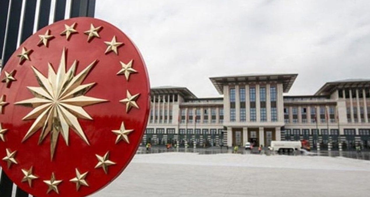 cumhurbaskanligindan imamoglunun gozaltina alinmasiyla ilgili ilk aciklama IjWrh3I1