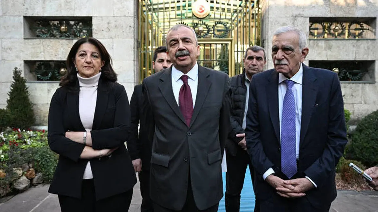 dem parti heyeti ocalan ile gorusmek uzere yola cikti