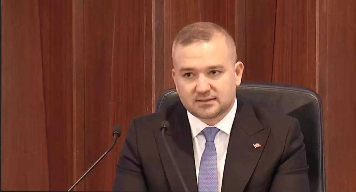 merkez bankasi siki politika surecek eamz3AED