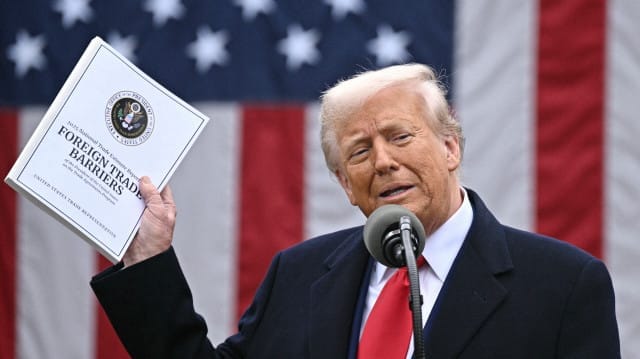 trumpin 100 gunluk ticaret karnesi kuresel ekonomi nasil etkilendi DEmgON4A