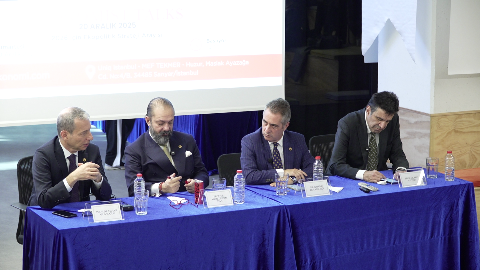 vlcsnap 2025 12 23 11h44m55s318