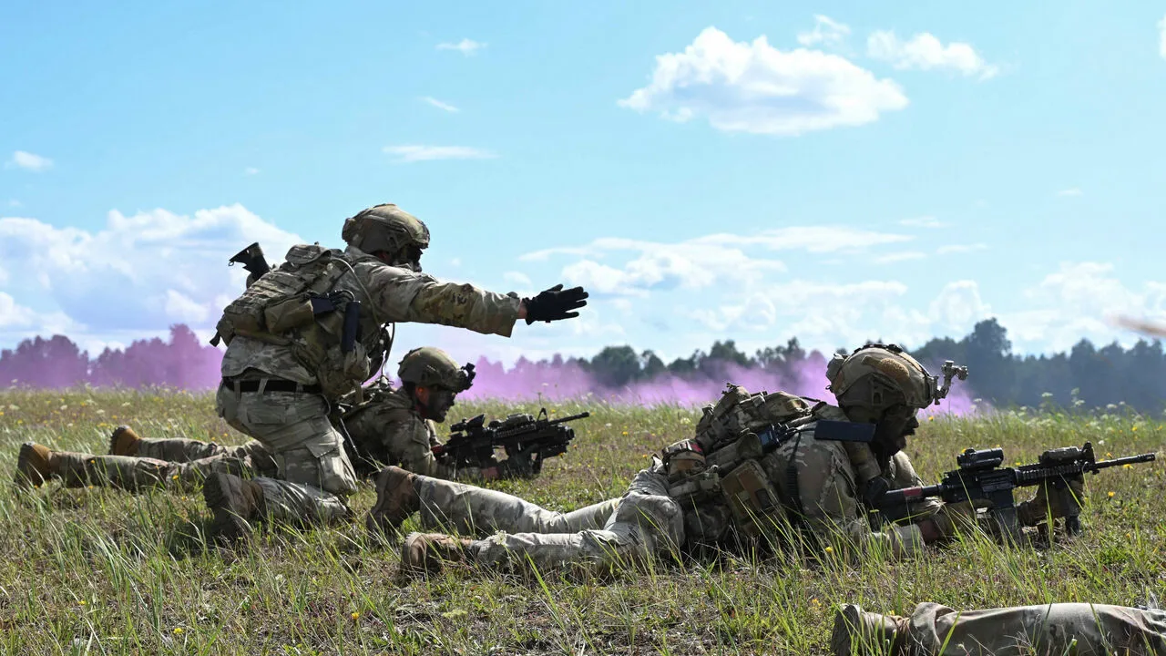 ABD Avrupa’dan Çekiliyor mu? Trump’ın Kararı NATO’da Alarm Yarattı