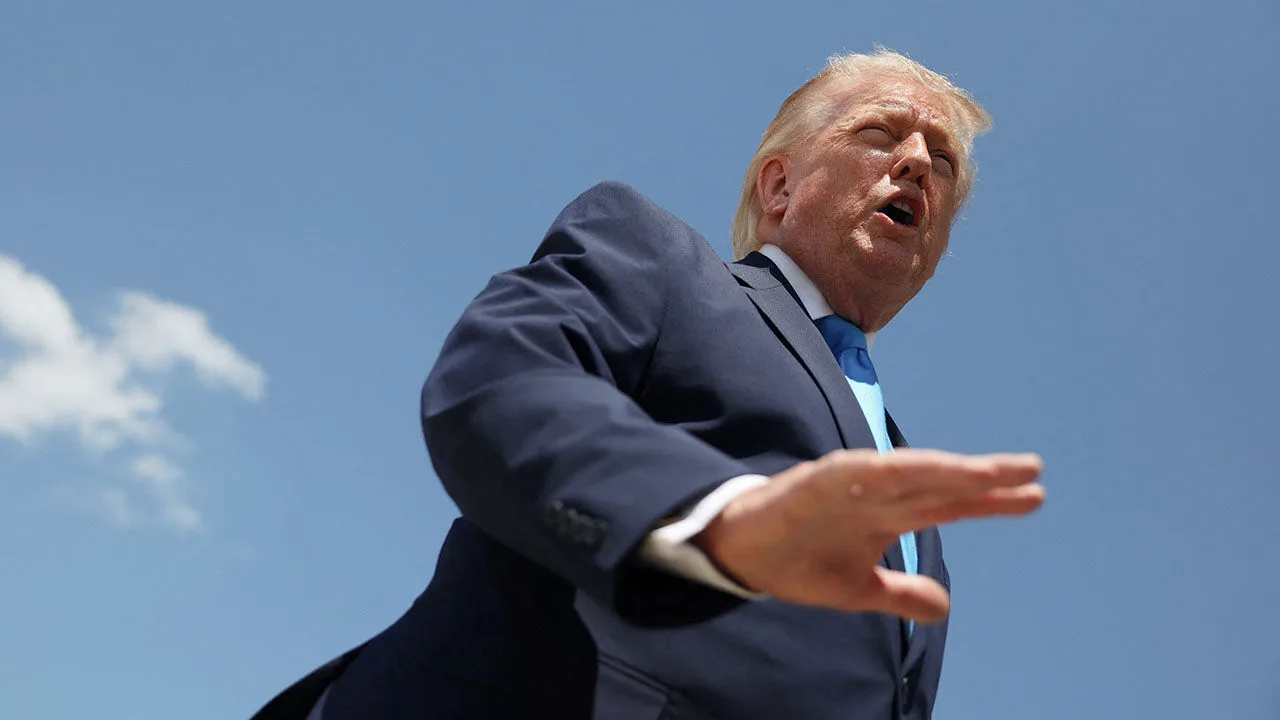 Trump İran’a Saldırıyı Neden Erteliyor? Beyaz Saray’da Kritik Hesaplaşma