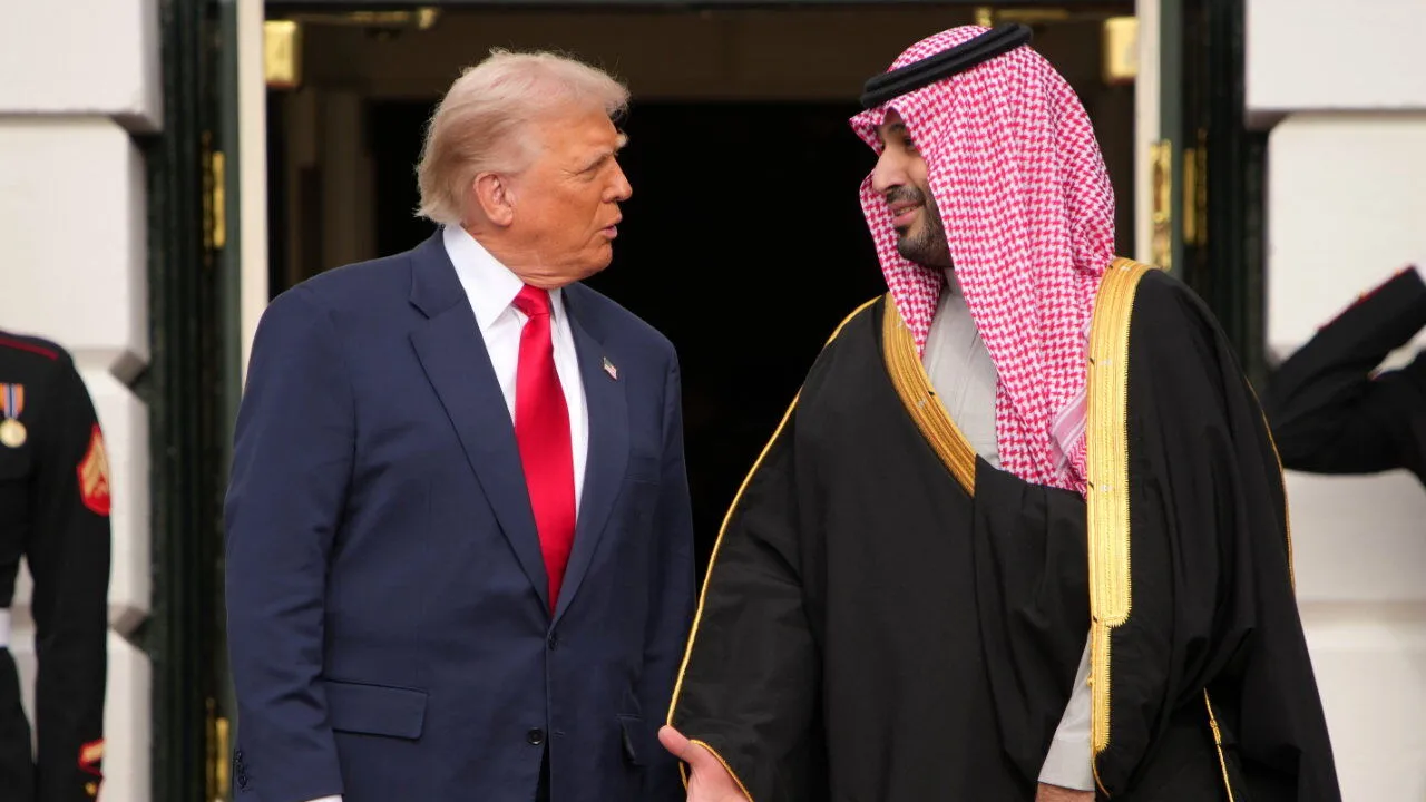 World in Brief: Amerika, Suudi Arabistan’la Nükleer Anlaşma İmzaladı; Petrol Fiyatları Yükseldi