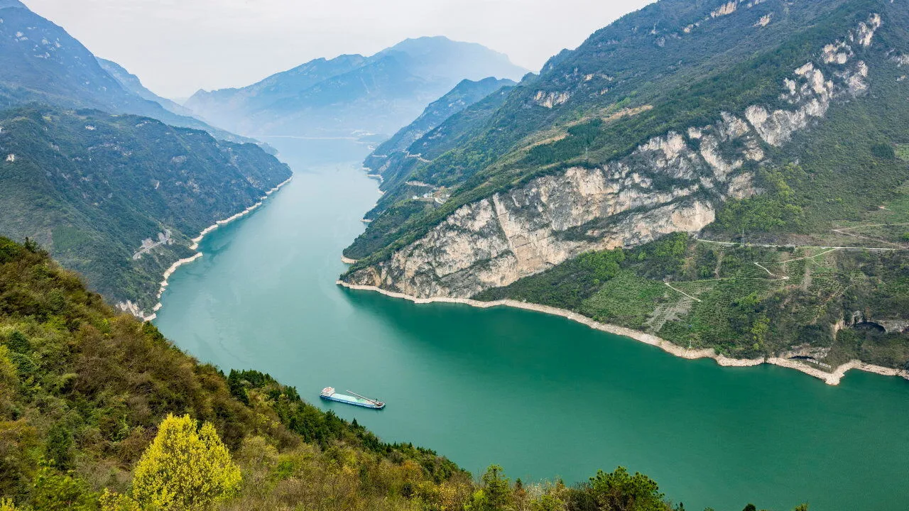 Yangtze Nehri Dönüm Noktasında