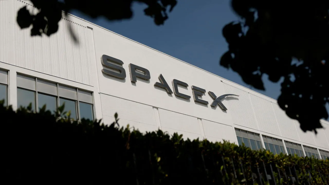 World in Brief: SpaceX Gelirlerinde Artış; Katar, Hürmüz Görüşmelerinin İlerlediğini Söylüyor