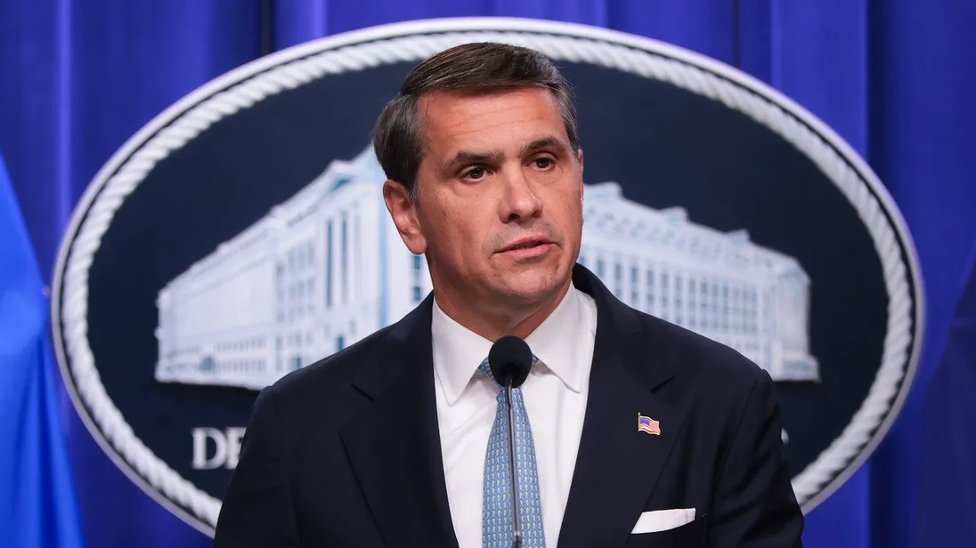 World in Brief: Trump’ın avukatı Todd Blanche başsavcı olarak onaylandı; İspanya, İtalya’ya sınır kısıtlamaları getirdi.