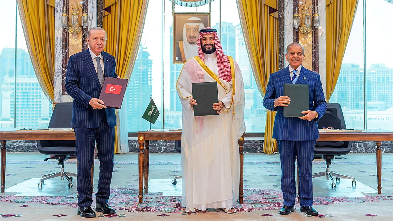 Türkiye, Pakistan ve Suudi Arabistan neden savunma ittifakı kurdu?