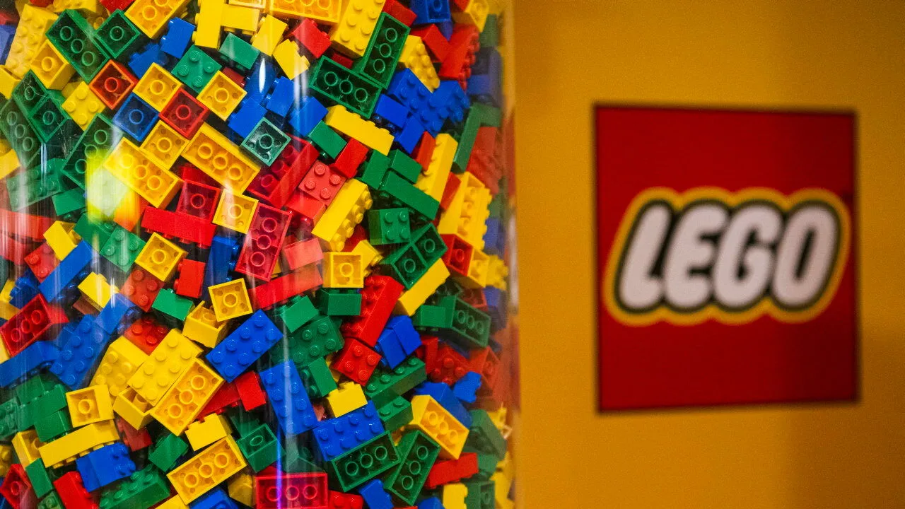 Lego başarısını daha da ileriye taşıyor