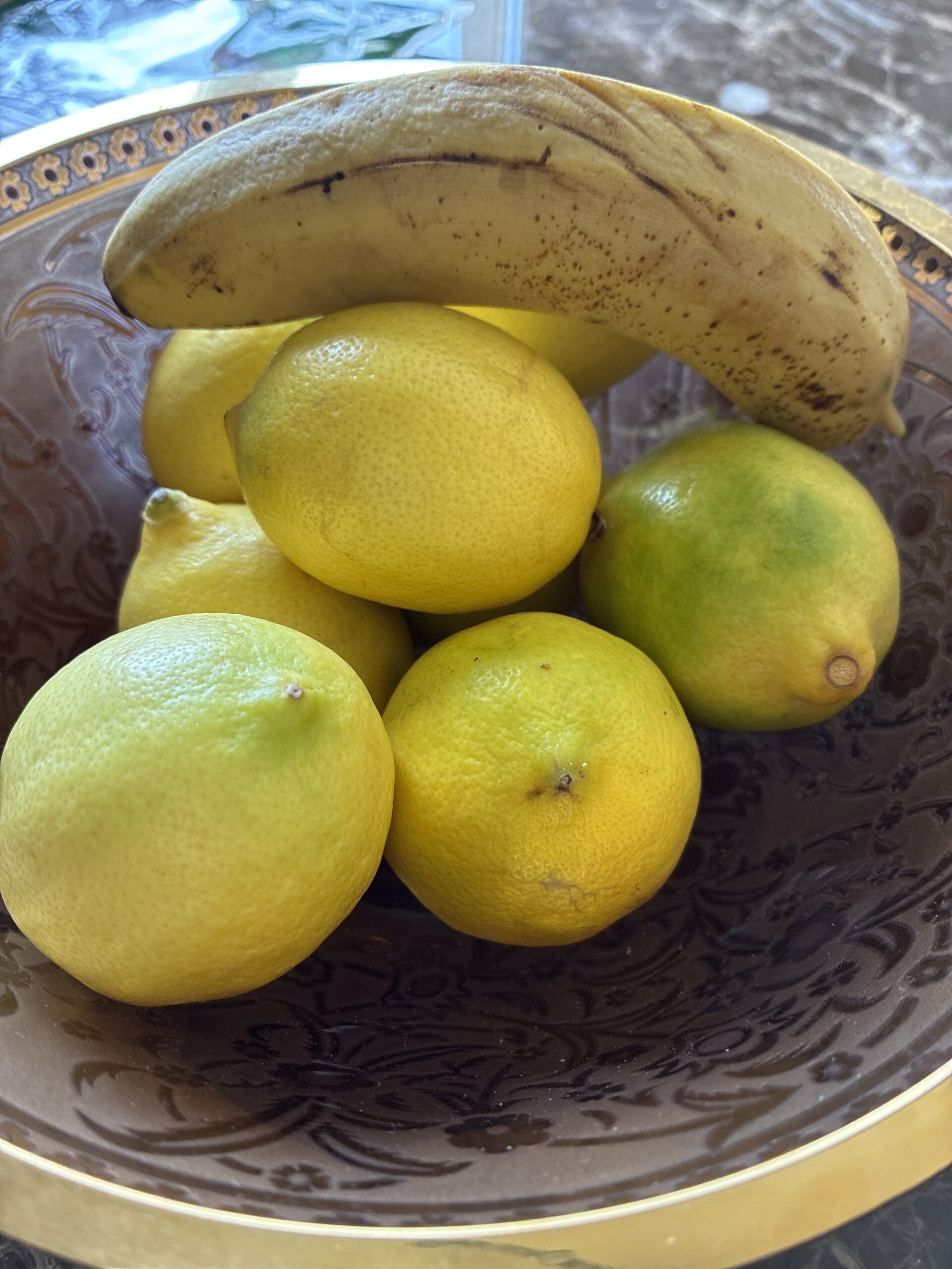 FON KRİZİ : 1 liralık limon 1.000 lira oldu.