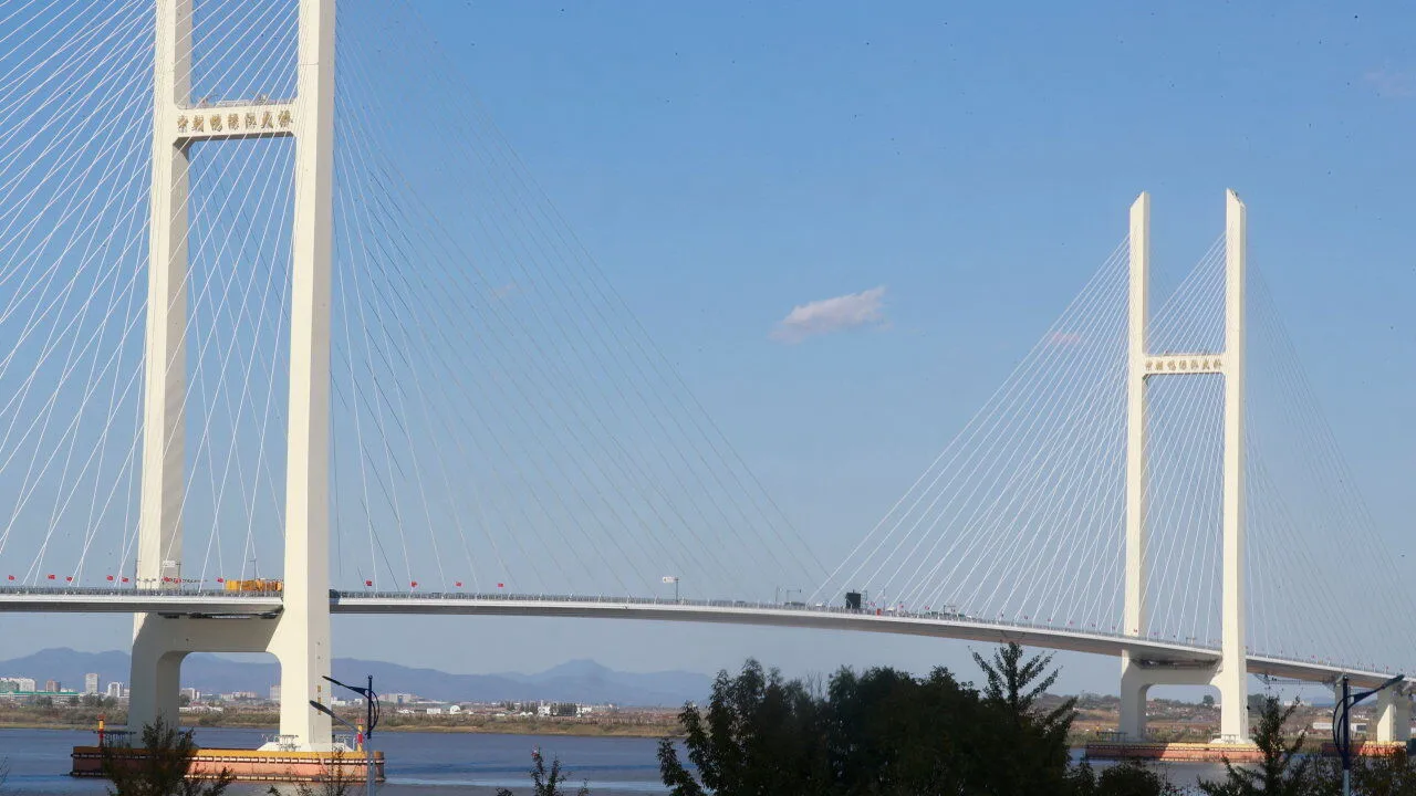Çin-Kuzey Kore Köprüsü açıldı: İkili ticarette yeni dönem